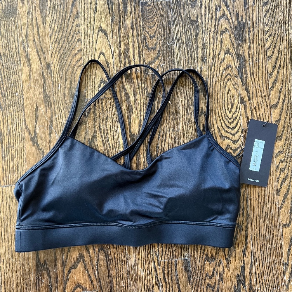 black Deer criss cross sports bra XL NWT